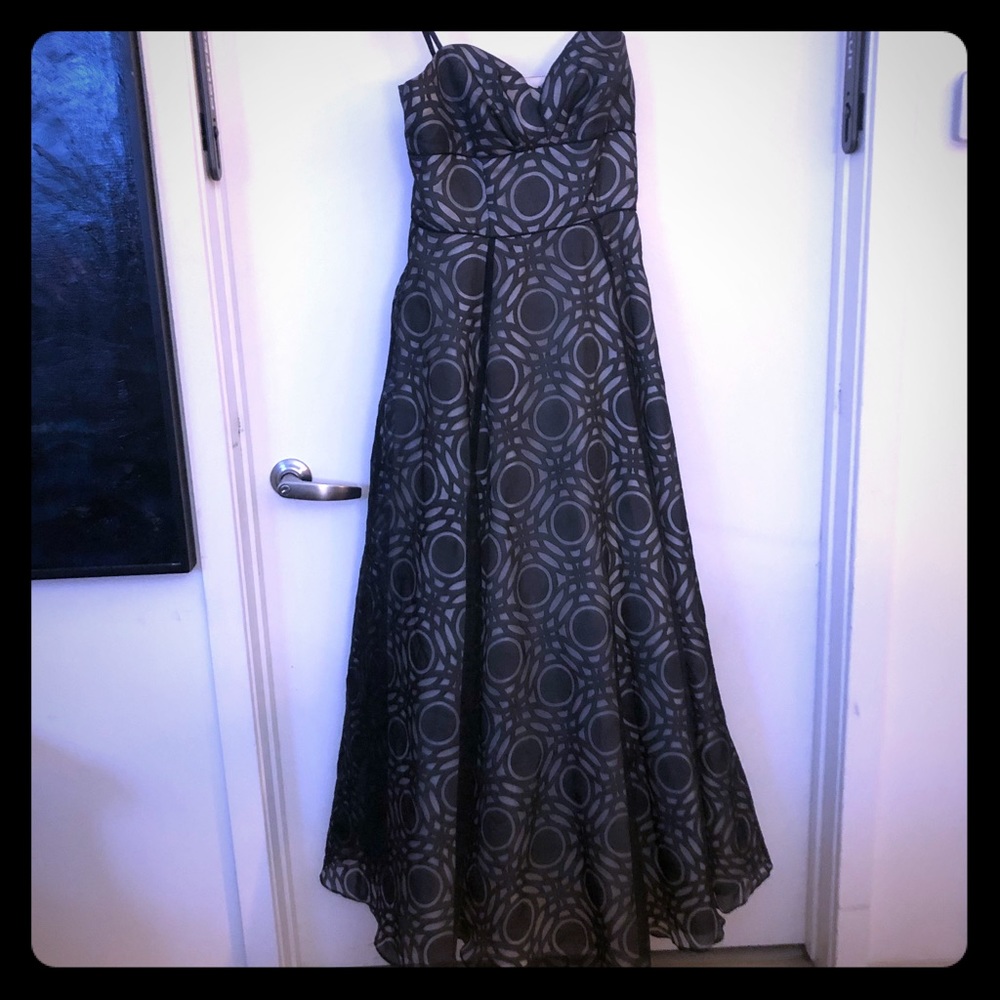 NICOLE by NICOLE MILLER Platinum Gown